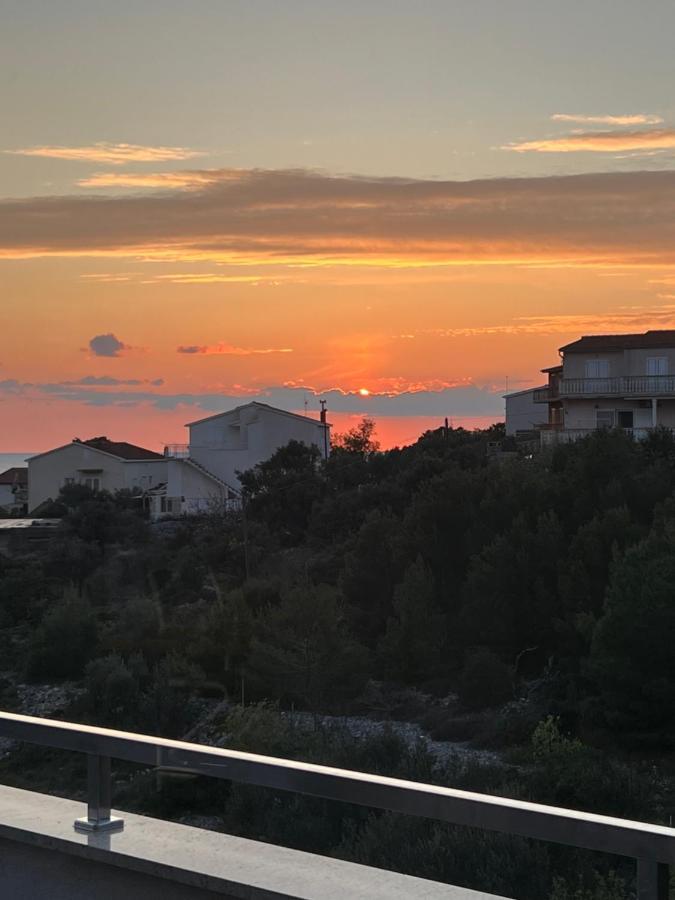 プリモシュテンLuxury Laurus Penthouse With Awesome Sea Viewアパートメント エクステリア 写真